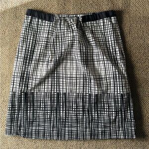 Worthington Black & White Skirt